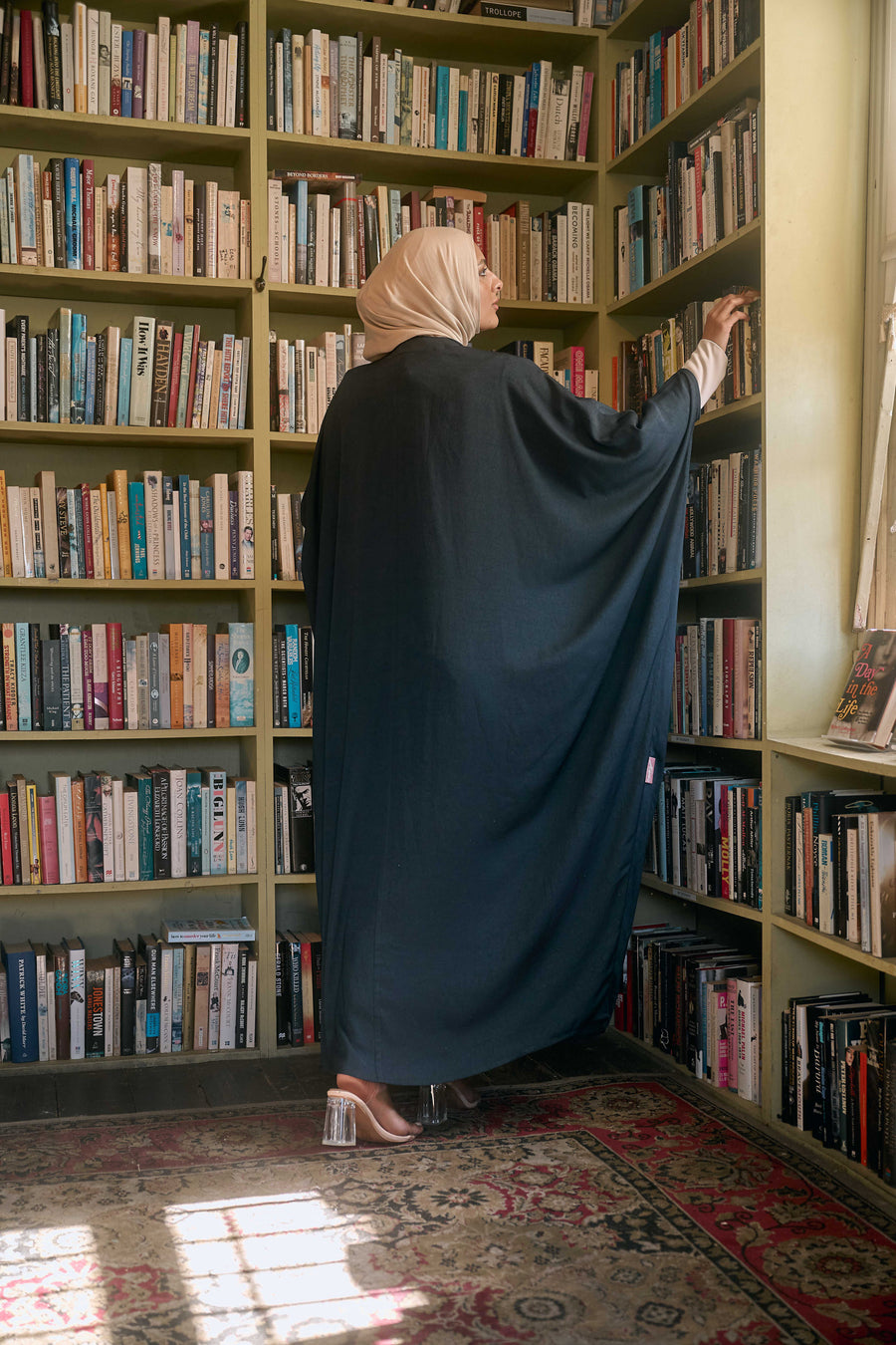 Midnight Breeze Abaya
