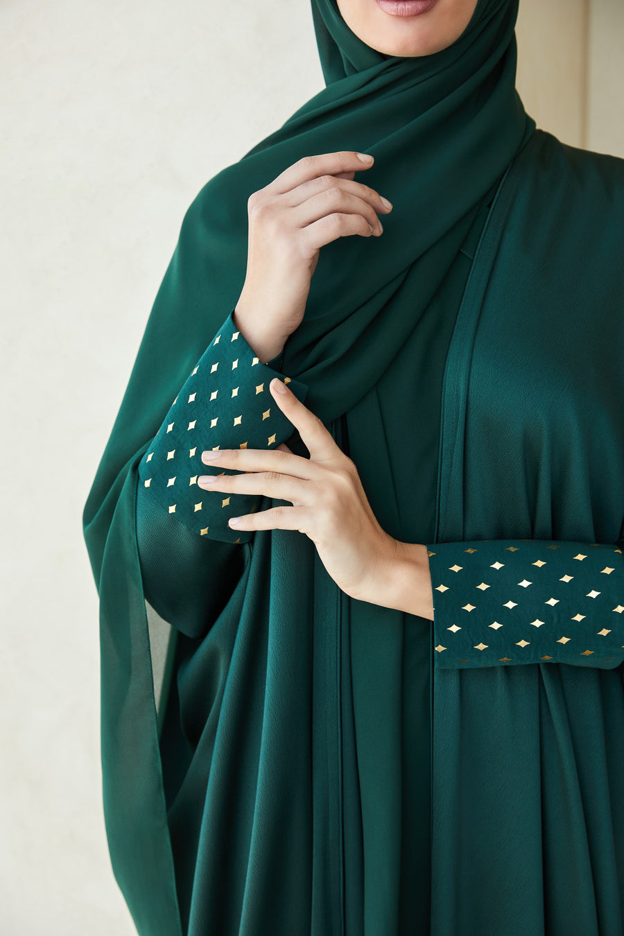 Dainty Abaya