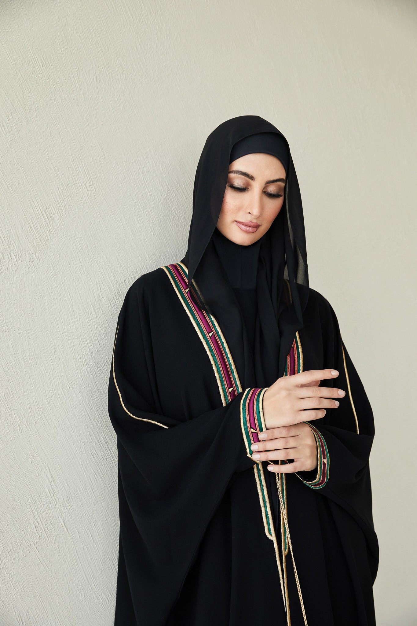 Inaya Abaya