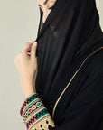 Deluna Abaya